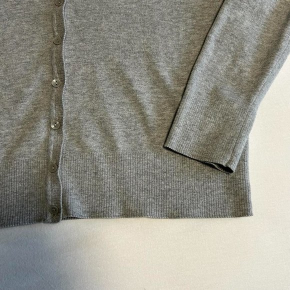 GAP Grey V-Neck Cardigan Large - Picture 6 of 6